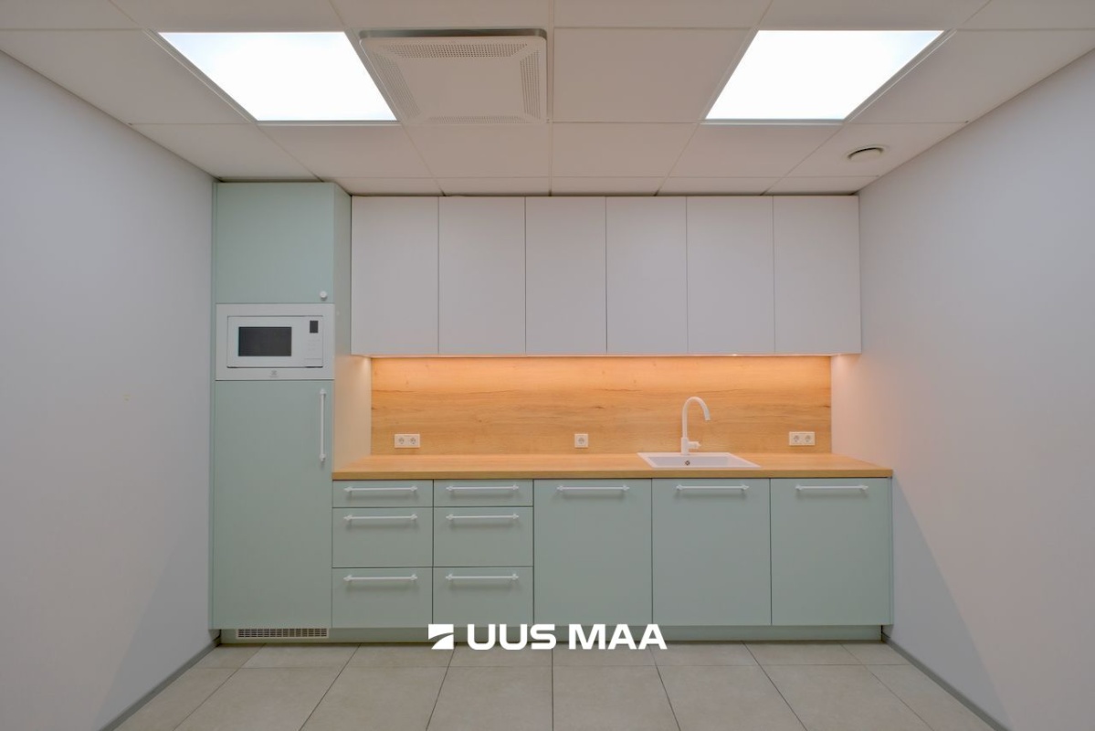 Tallinn, Kristiine linnaosa, Pärnu mnt 186