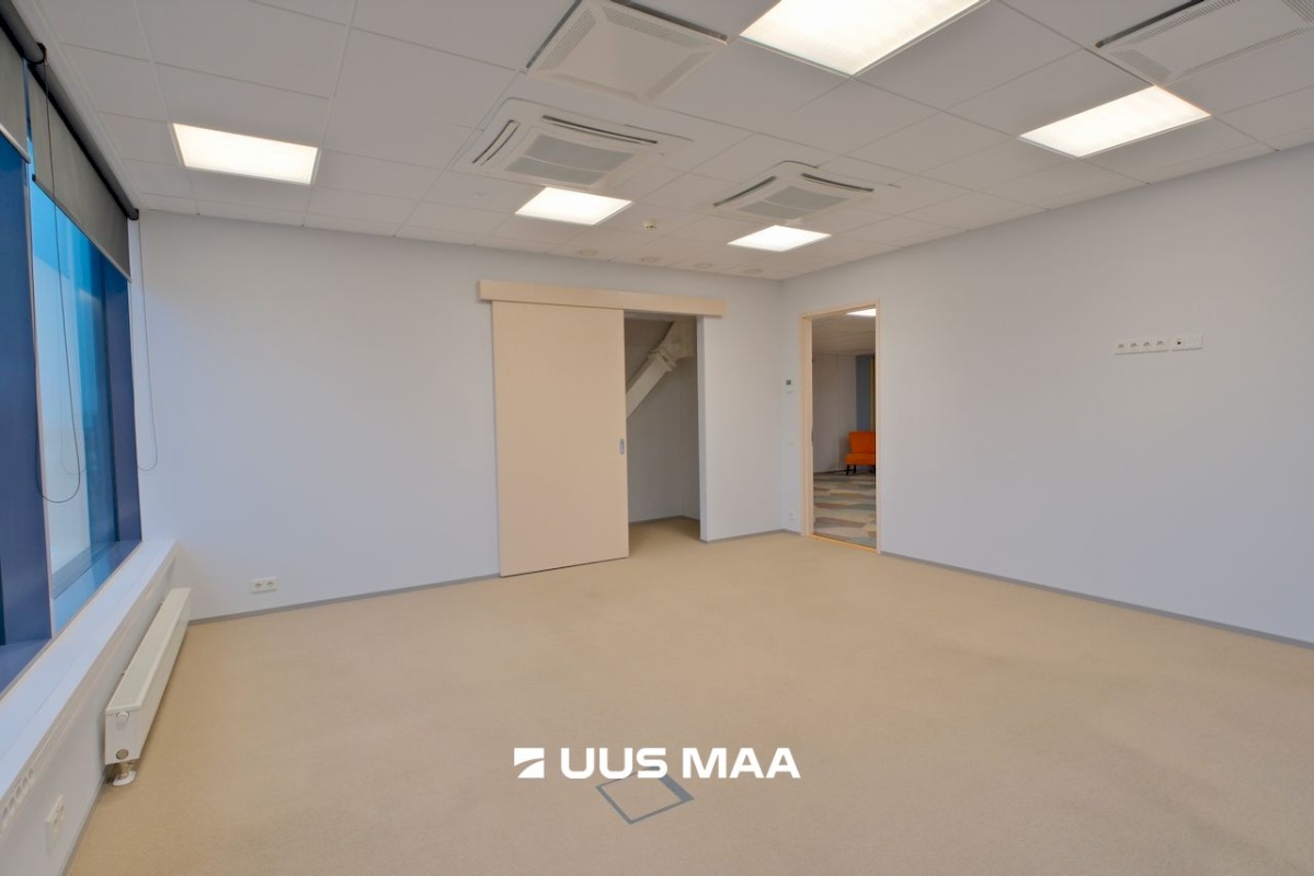 Tallinn, Kristiine linnaosa, Pärnu mnt 186