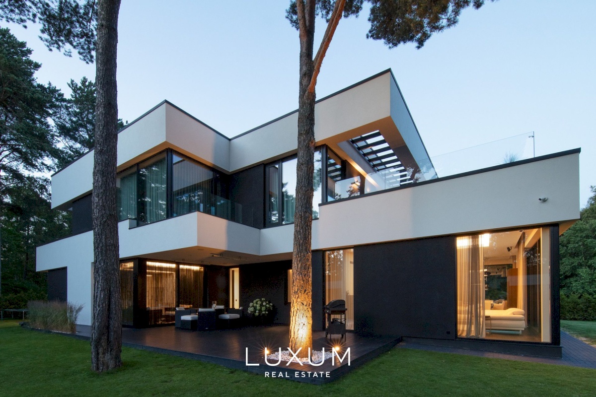 Tallinn, Pirita linnaosa, Palderjani tn 11