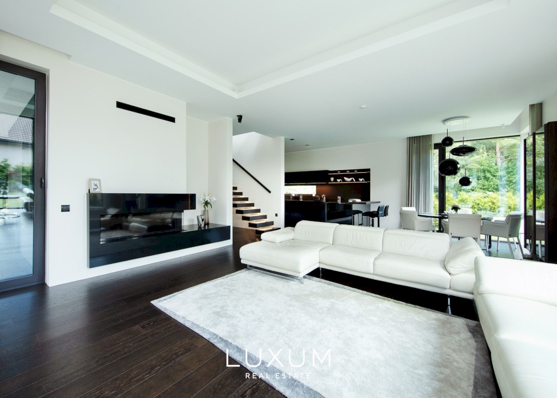 Tallinn, Pirita linnaosa, Palderjani tn 11