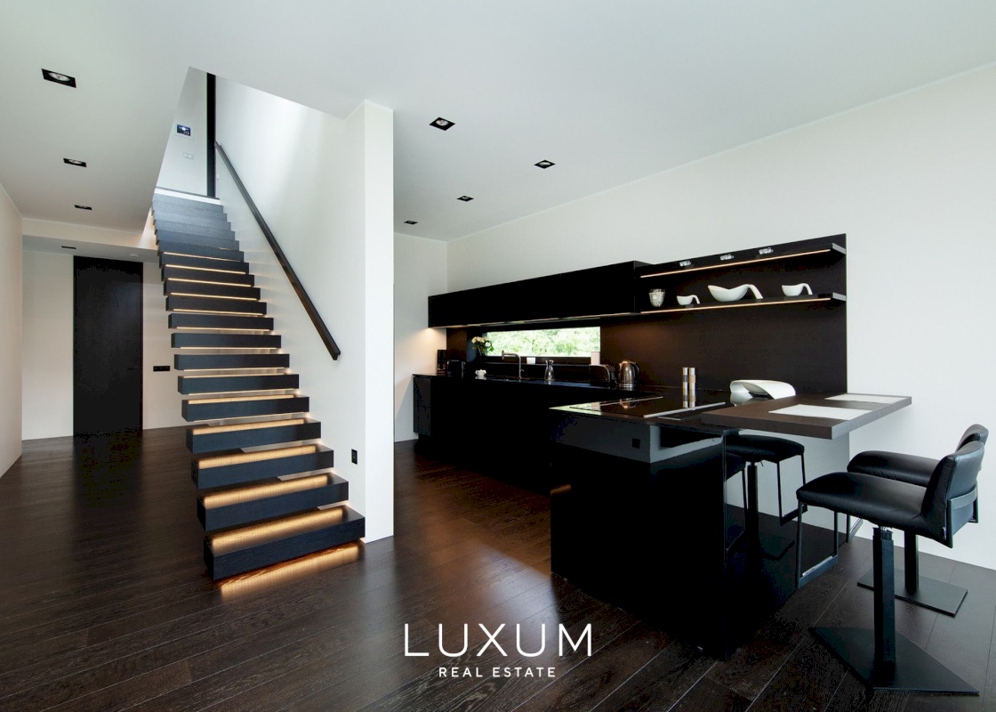 Tallinn, Pirita linnaosa, Palderjani tn 11