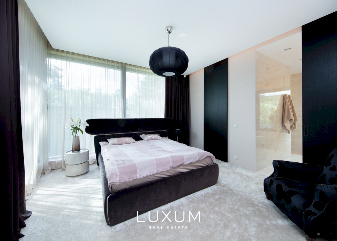 Tallinn, Pirita linnaosa, Palderjani tn 11