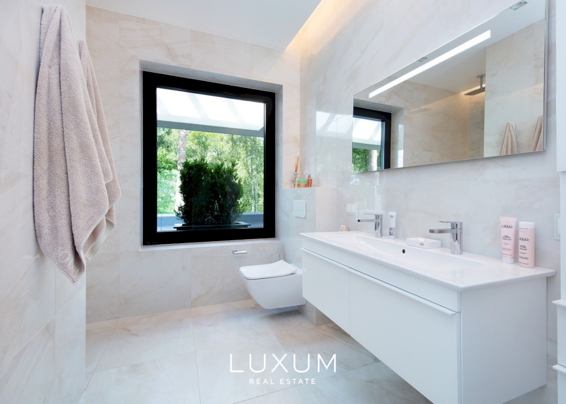 Tallinn, Pirita linnaosa, Palderjani tn 11