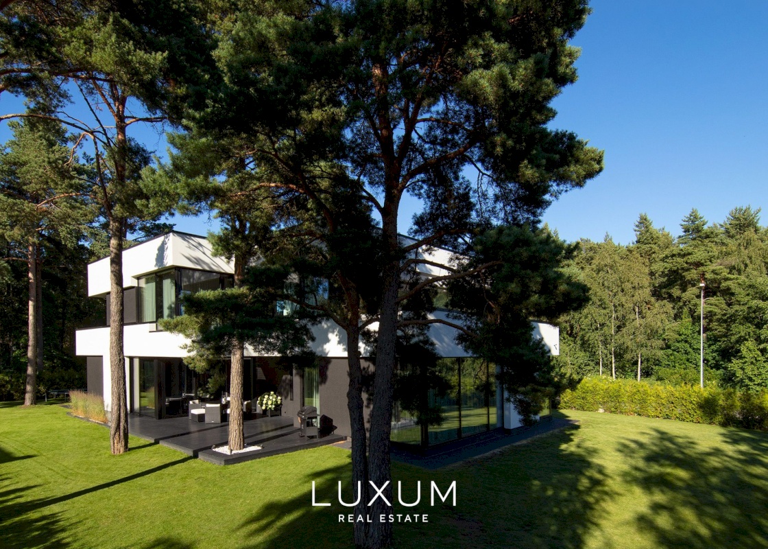 Tallinn, Pirita linnaosa, Palderjani tn 11