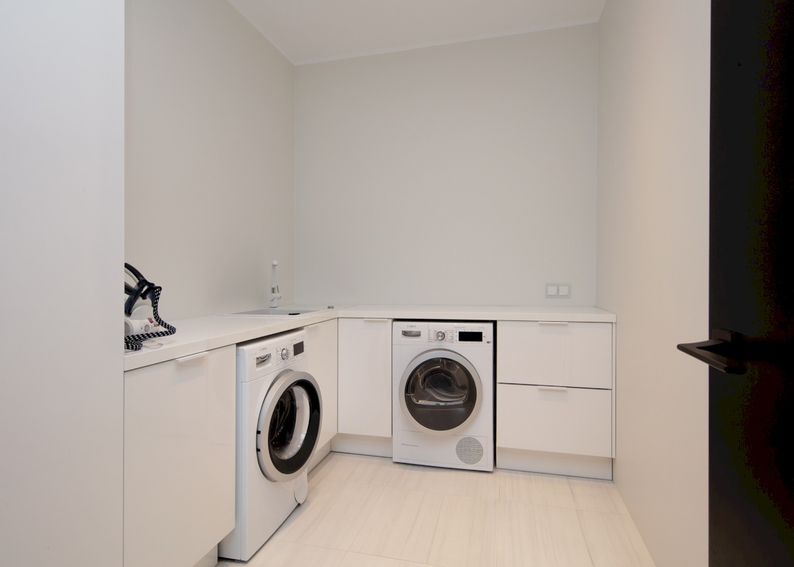 Tallinn, Pirita linnaosa, Palderjani tn 11