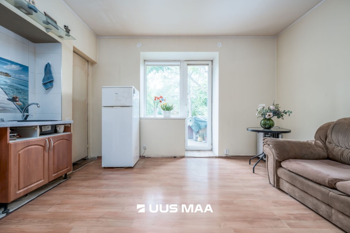 Lääne-Harju vald, Karjaküla alevik, Keila tee 9