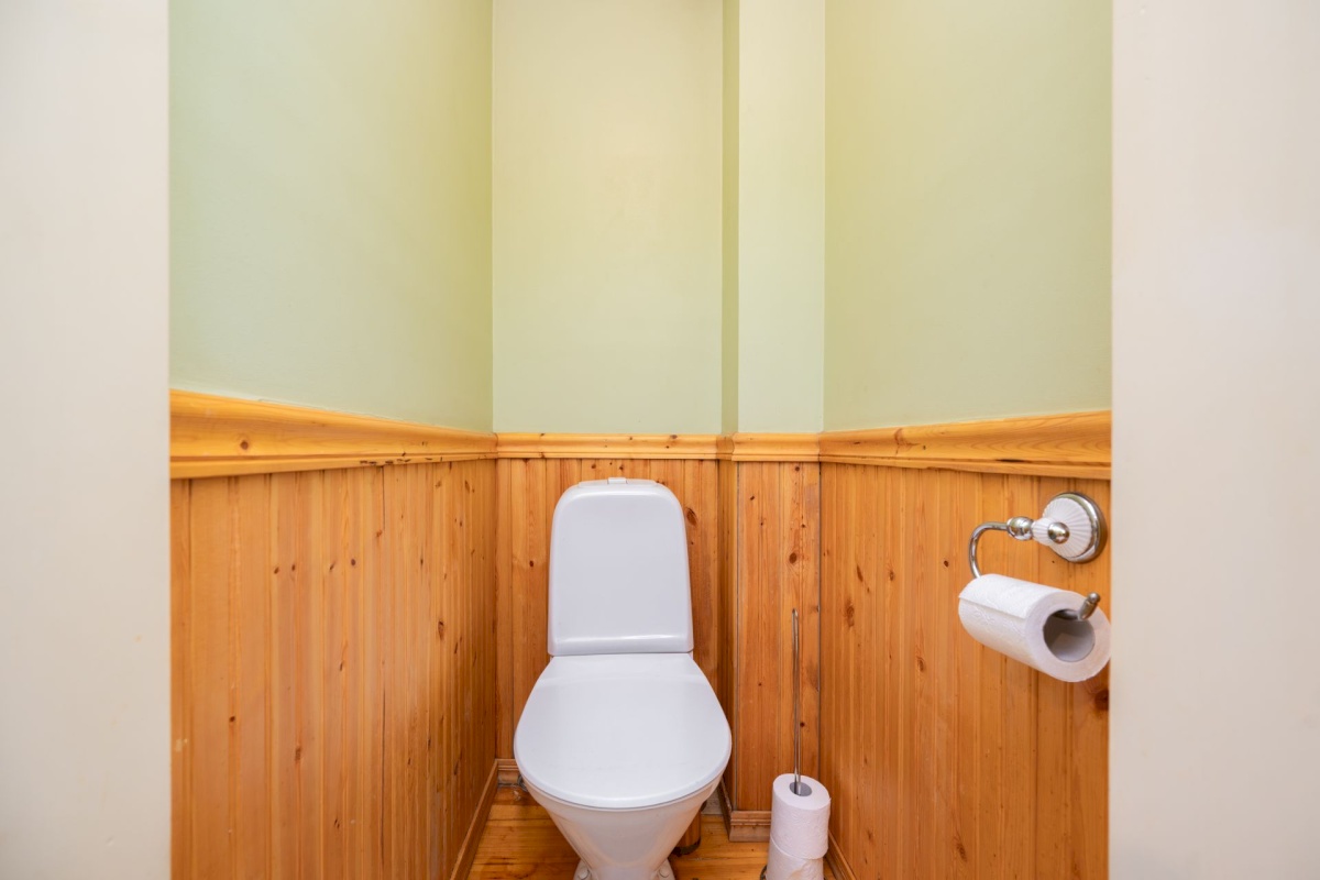 Tallinn, Kesklinna linnaosa, Kadriorg, Tina 23