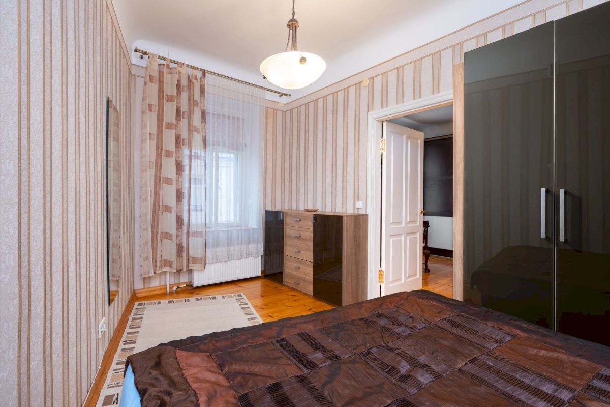 Tallinn, Kesklinna linnaosa, Kadriorg, Tina 23