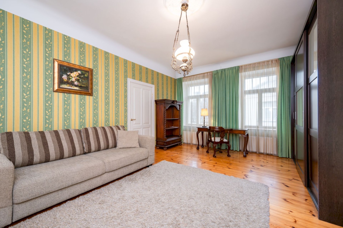 Tallinn, Kesklinna linnaosa, Kadriorg, Tina 23