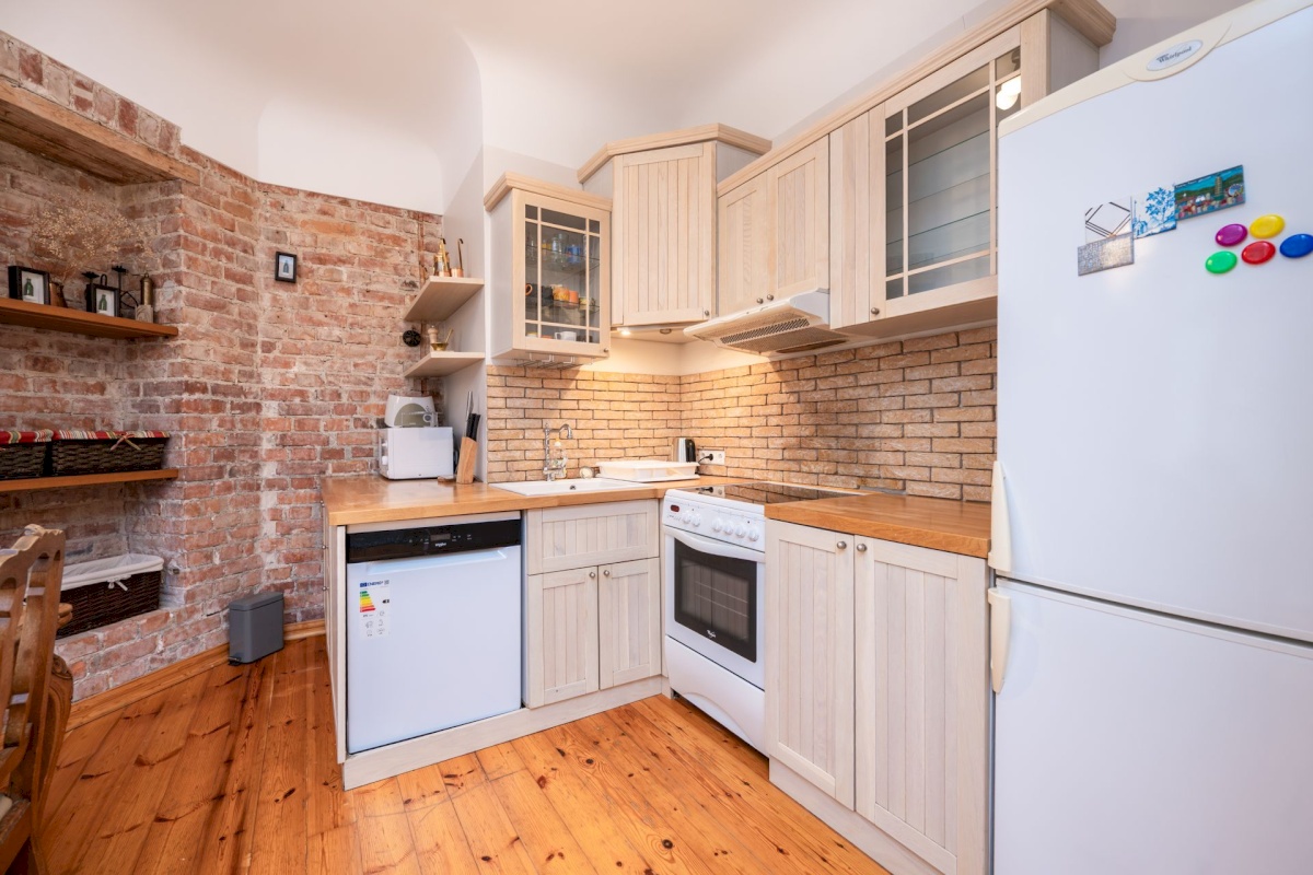 Tallinn, Kesklinna linnaosa, Kadriorg, Tina 23