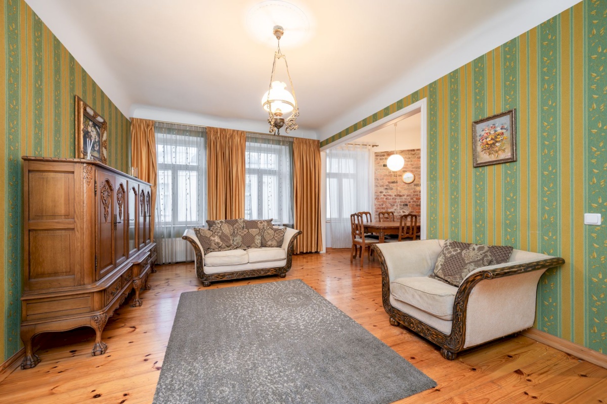 Tallinn, Kesklinna linnaosa, Kadriorg, Tina 23