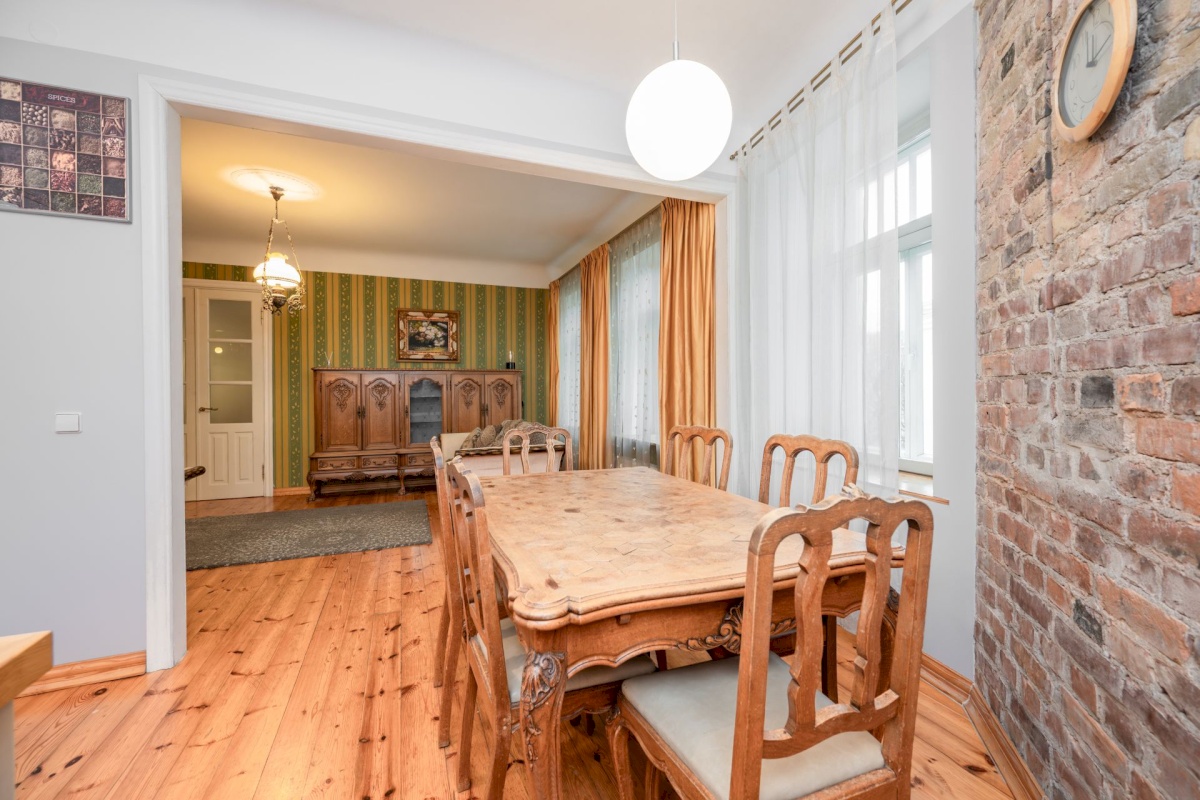 Tallinn, Kesklinna linnaosa, Kadriorg, Tina 23