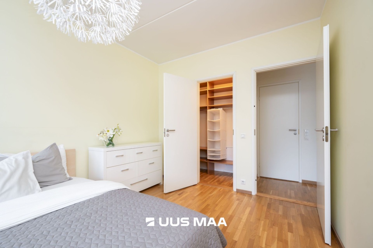 Tallinn, Mustamäe linnaosa, Keskuse 14a