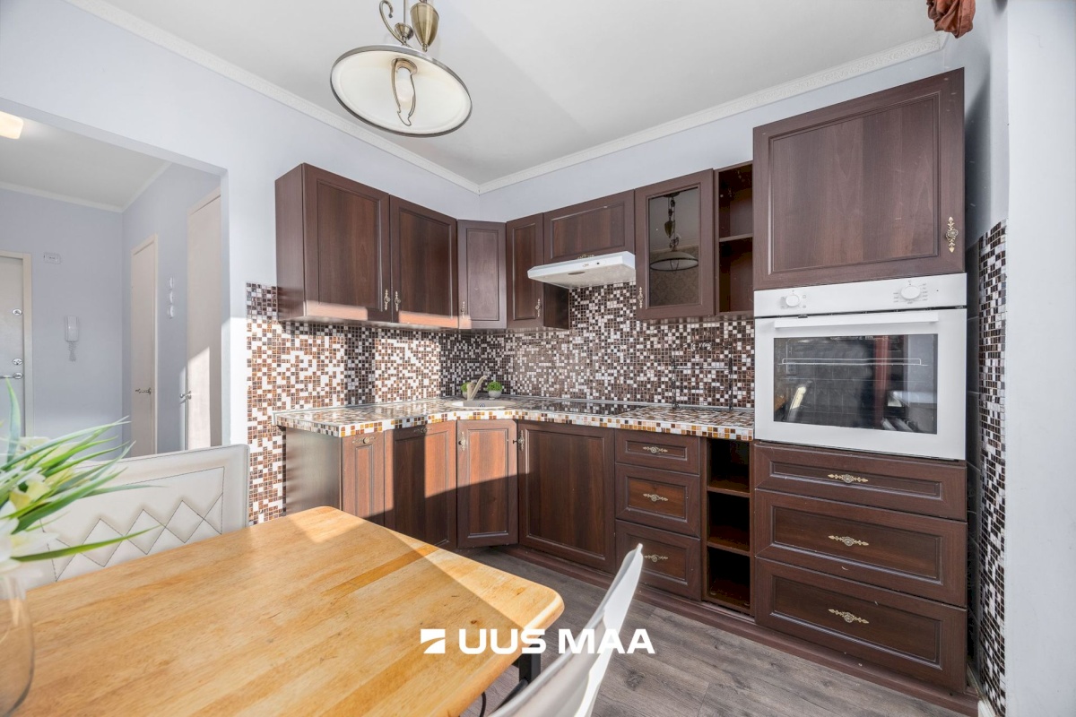 Tallinn, Lasnamäe linnaosa, Kihnu tn 18