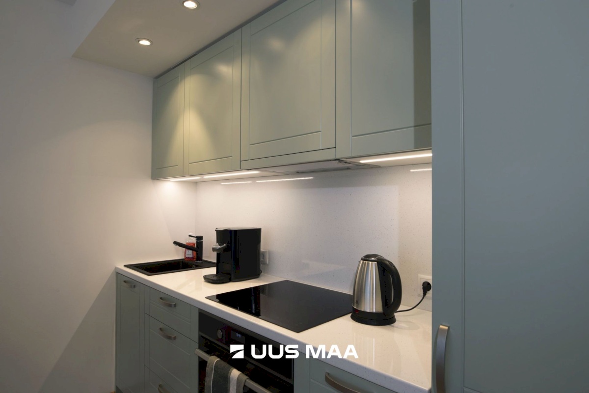 Tallinn, Kesklinna linnaosa, Roosikrantsi 13