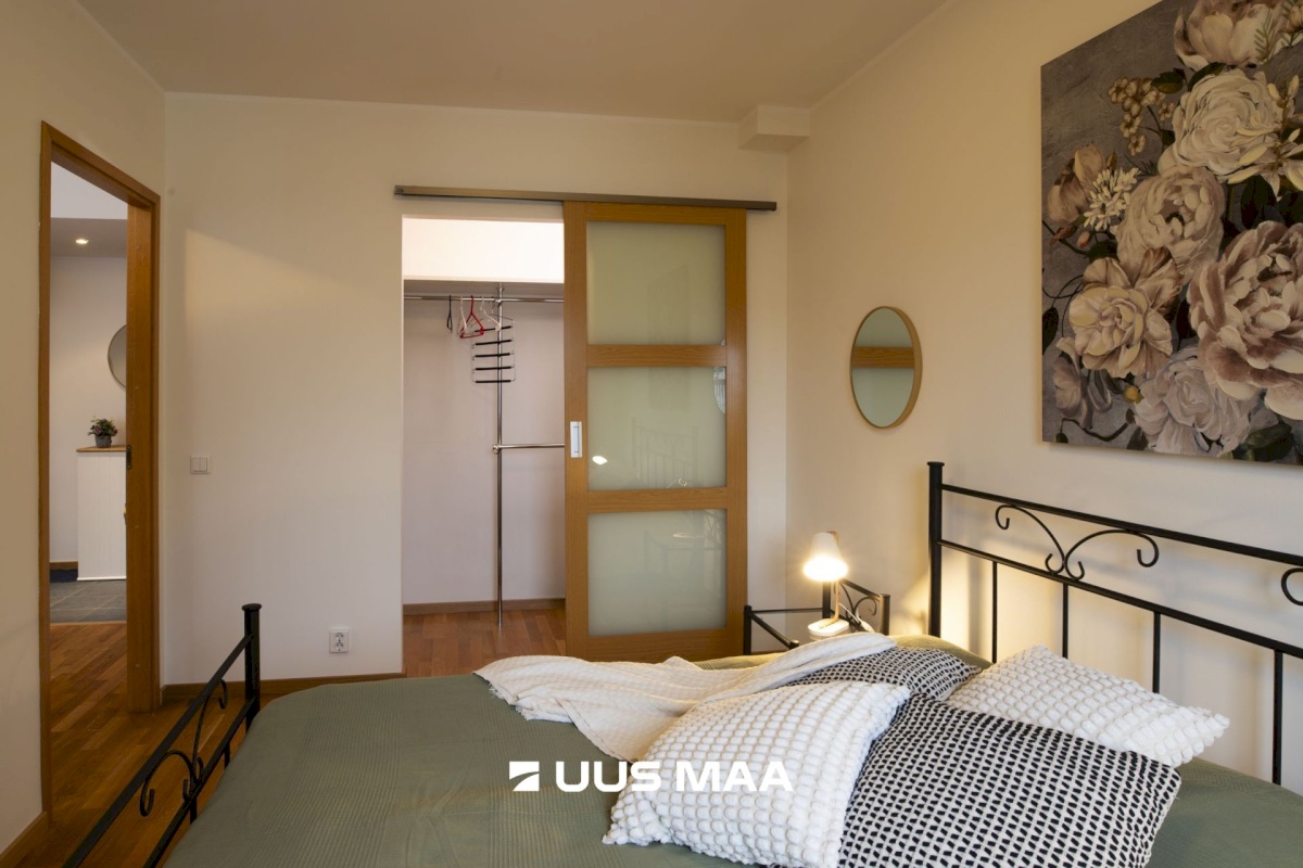 Tallinn, Kesklinna linnaosa, Roosikrantsi 13