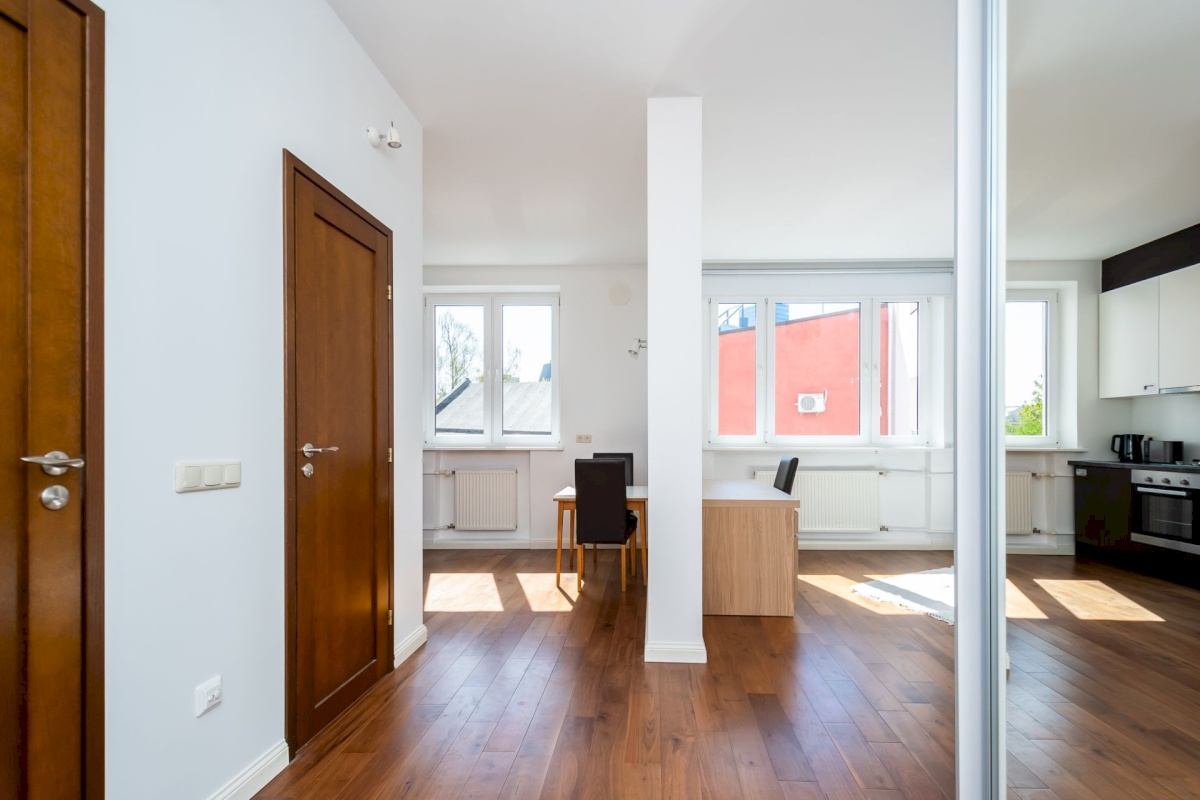 Tallinn, Kesklinna linnaosa, Narva mnt 6