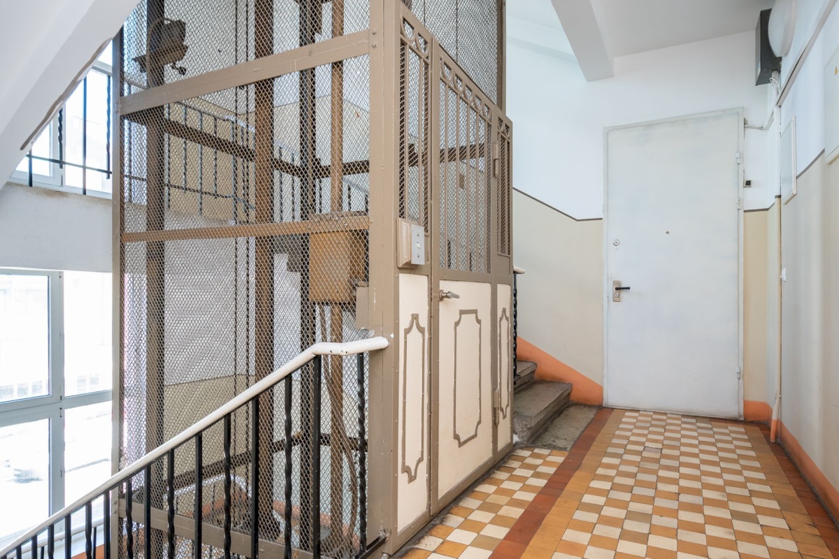 Tallinn, Kesklinna linnaosa, Narva mnt 6