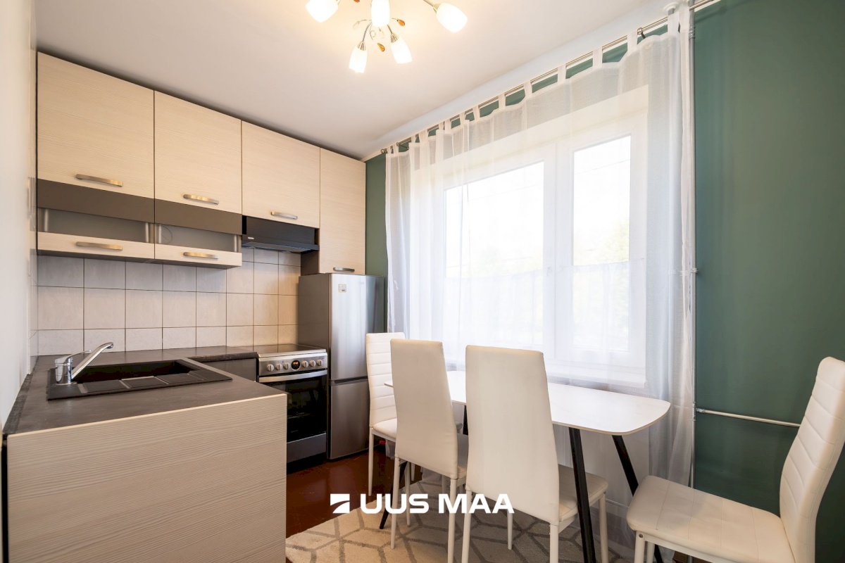 Saaremaa vald, Kuressaare linn, J.Smuuli 3