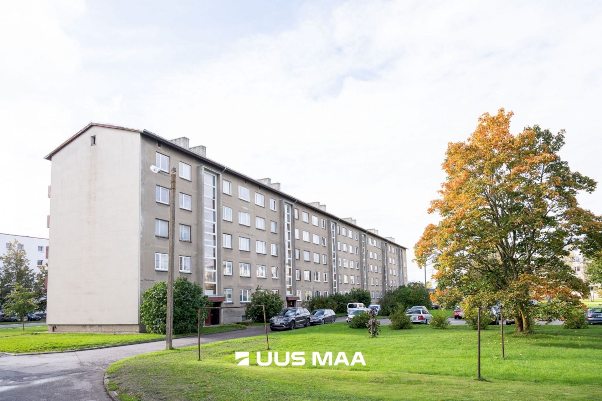 Saaremaa vald, Kuressaare linn, J.Smuuli 3