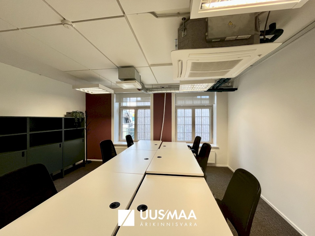 Tallinn, Kesklinna linnaosa, Maakri 19