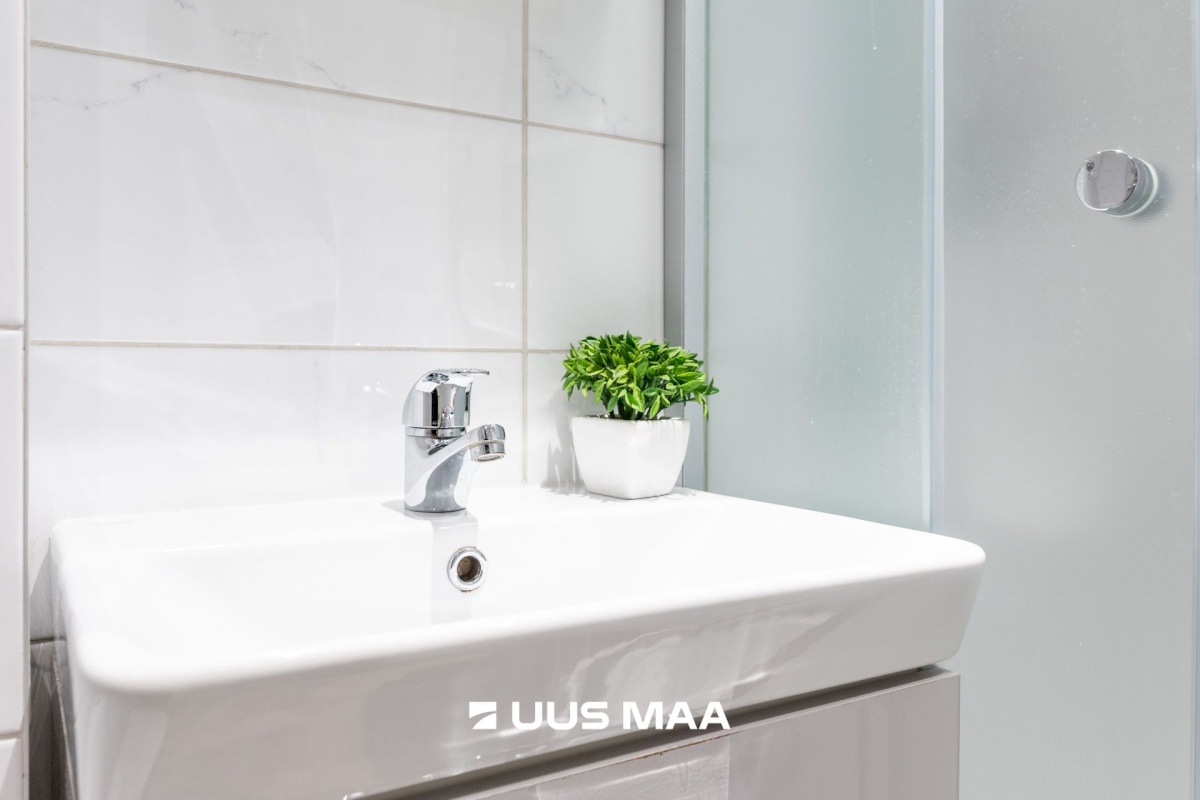 Tallinn, Mustamäe linnaosa, Mustamäe tee 96