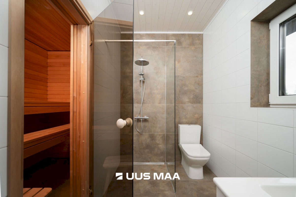 Anija vald, Kehra linn, C.R.Jakobsoni 1