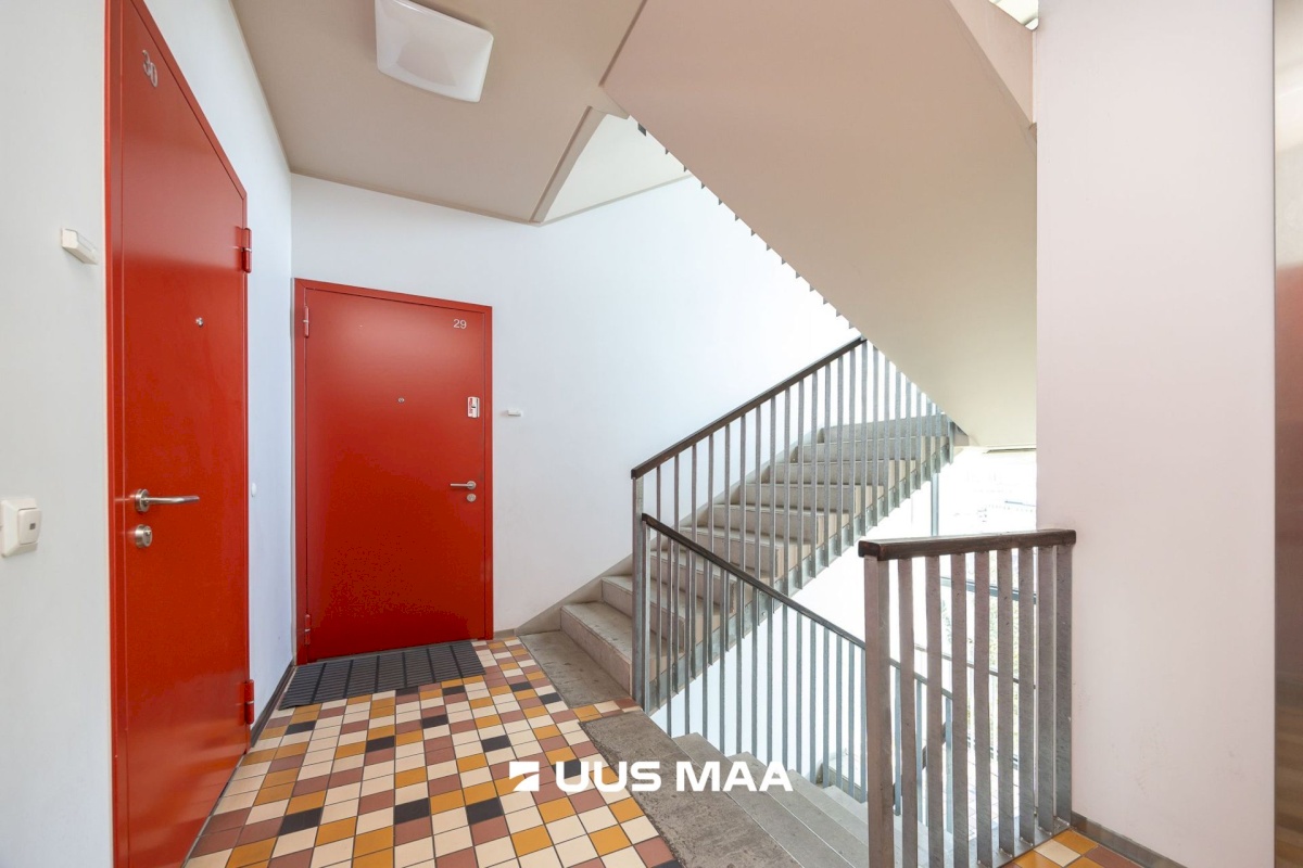 Tallinn, Mustamäe linnaosa, Kadaka, Mäepealse 10