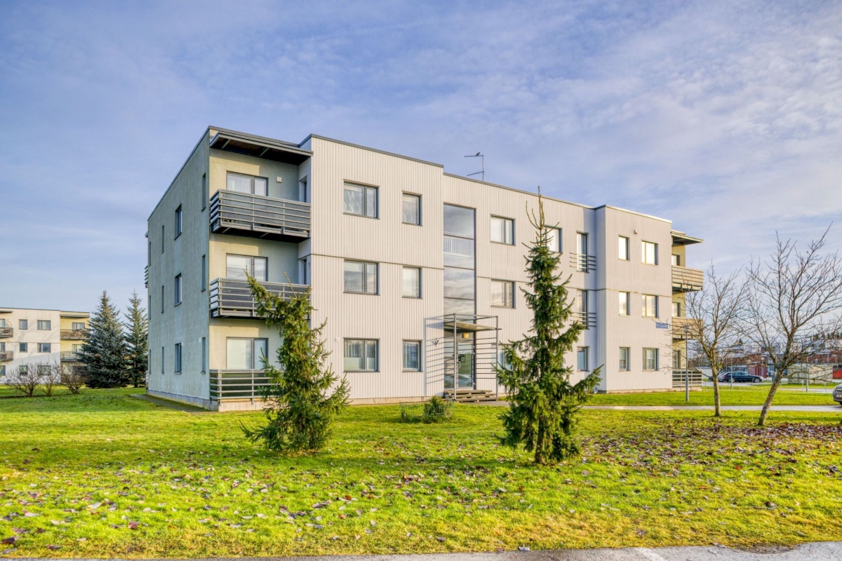 Rae vald, Peetri alevik, Uusmaa tee 8