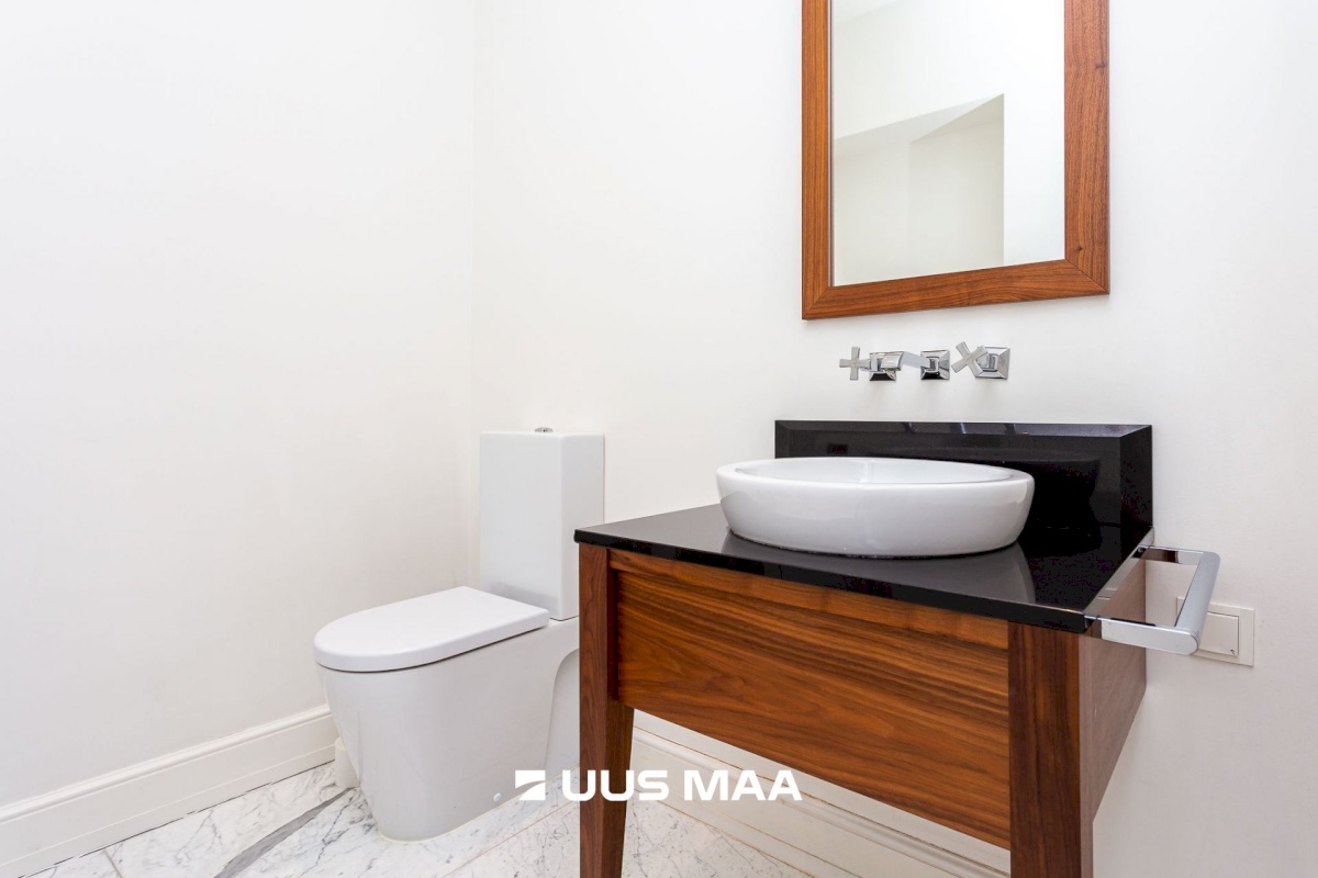 Tallinn, Kesklinna linnaosa, Pagari 1