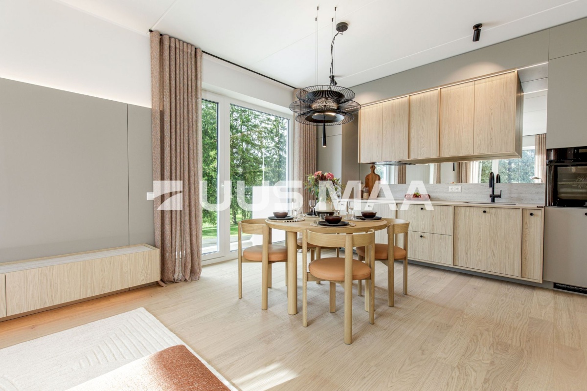 Saue vald, Saue linn, Keskuse 1/1-4