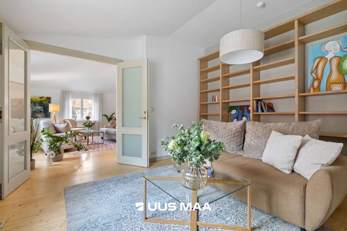 Tallinn, Kesklinna linnaosa, Vanalinna, Rüütli 13