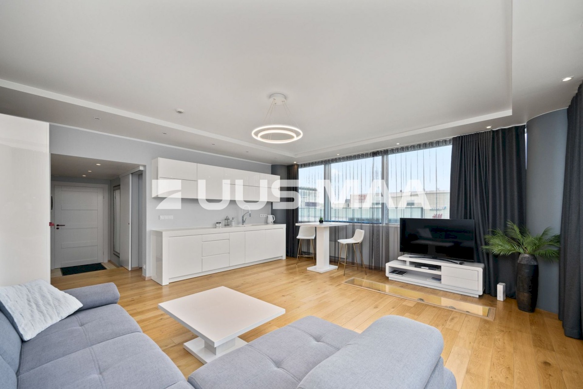 Tallinn, Kesklinna linnaosa, Viru Väljak 6