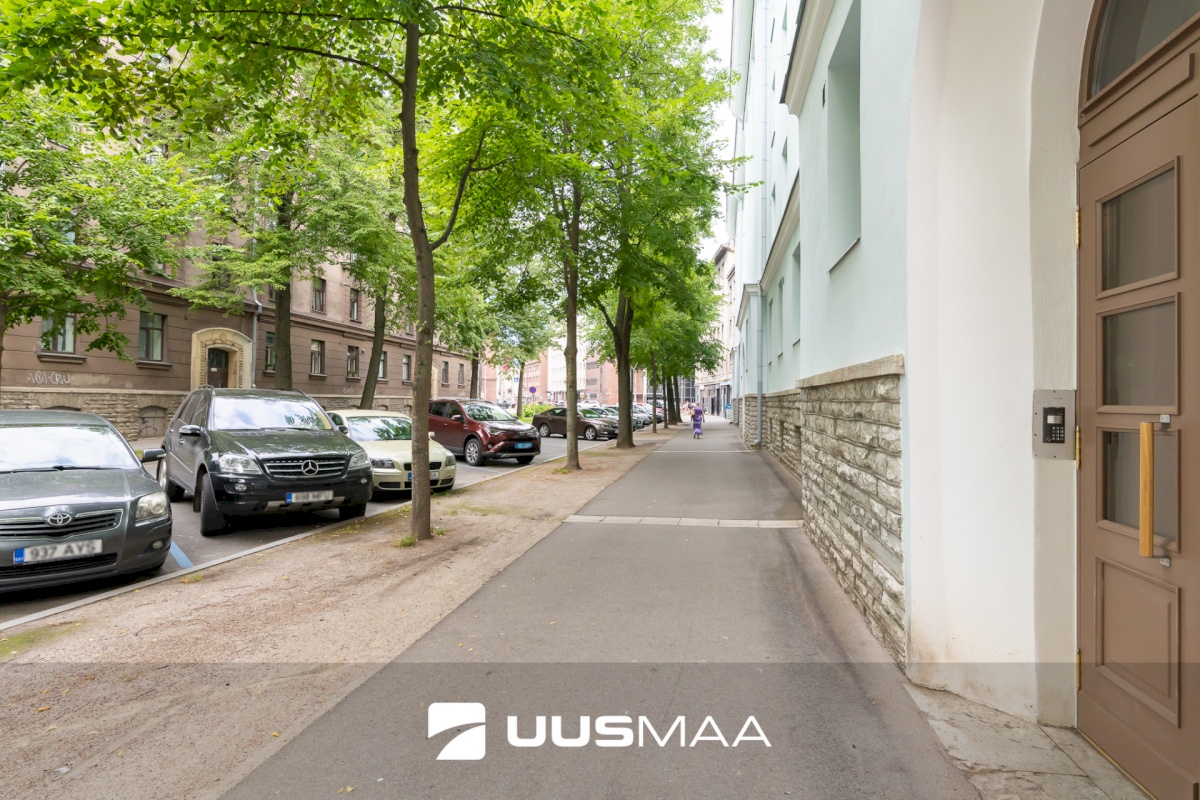 Tallinn, Kesklinna linnaosa, Kompassi, V. Reimani 3