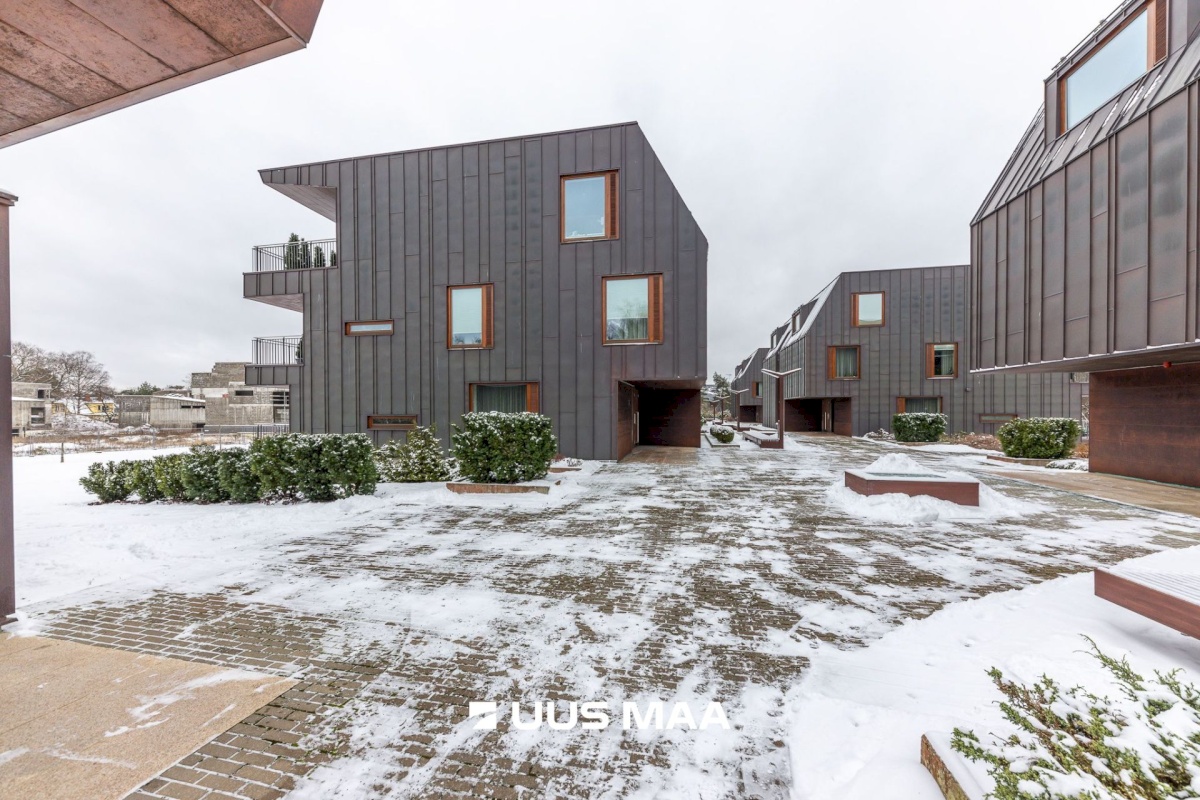 Tallinn, Nõmme linnaosa, Hiiu, Hiiu-Suurtüki 4/4