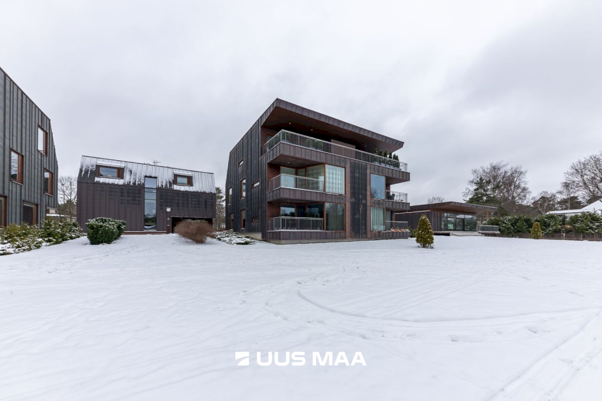 Tallinn, Nõmme linnaosa, Hiiu, Hiiu-Suurtüki 4/4