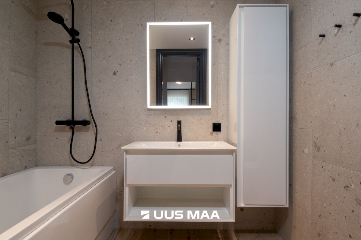 Tallinn, Nõmme linnaosa, Pärnu mnt 328