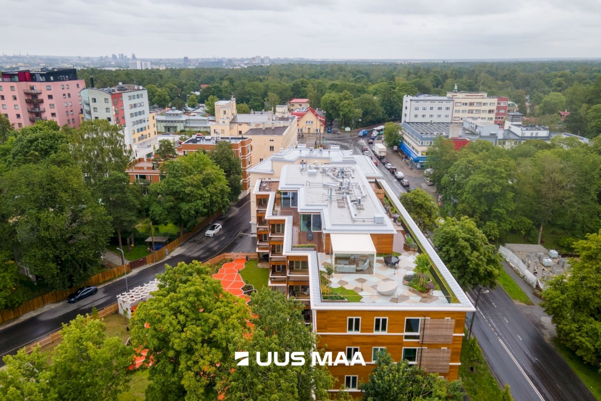 Tallinn, Nõmme linnaosa, Pärnu mnt 328