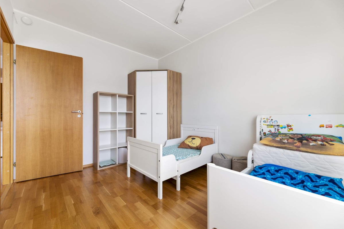 Tallinn, Lasnamäe linnaosa, Meeliku tn 21/3