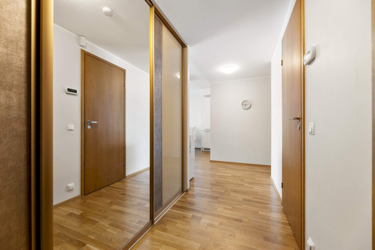 Tallinn, Lasnamäe linnaosa, Meeliku tn 21/3