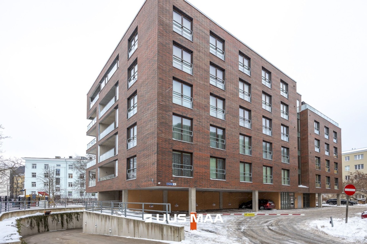 Tallinn, Kesklinna linnaosa, Pronksi 6a