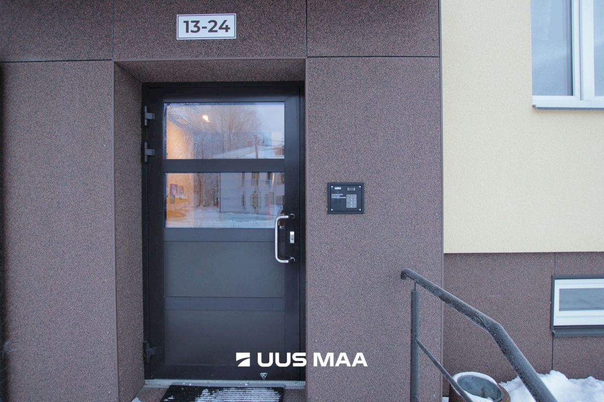 Tori vald, Sindi linn, Jaama tn 6