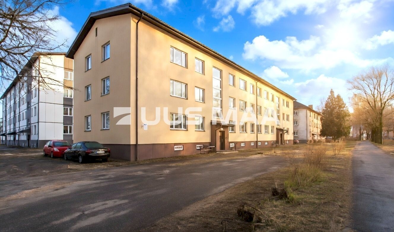 Tori vald, Sindi linn, Jaama tn 6