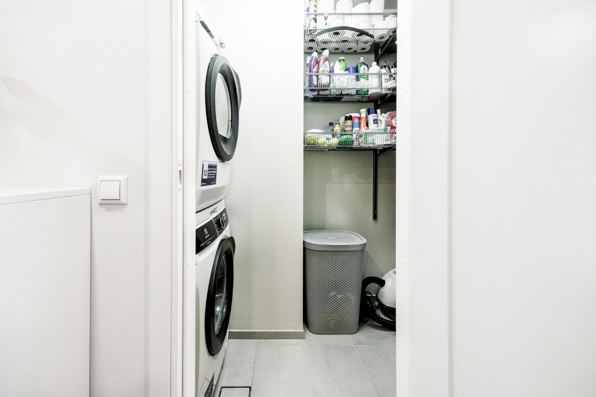 Rae vald, Peetri alevik, Järvepõllu tee 1