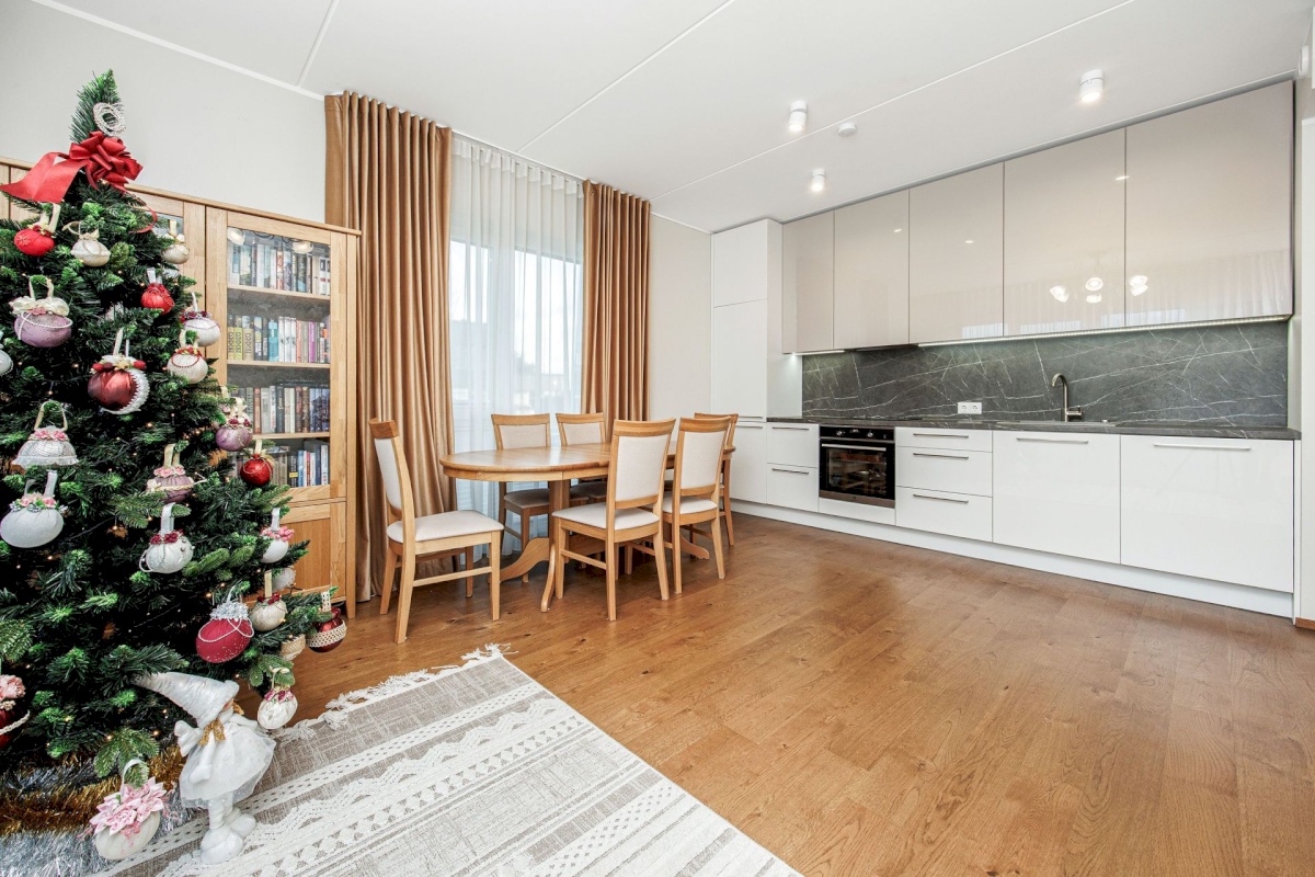 Rae vald, Peetri alevik, Järvepõllu tee 1