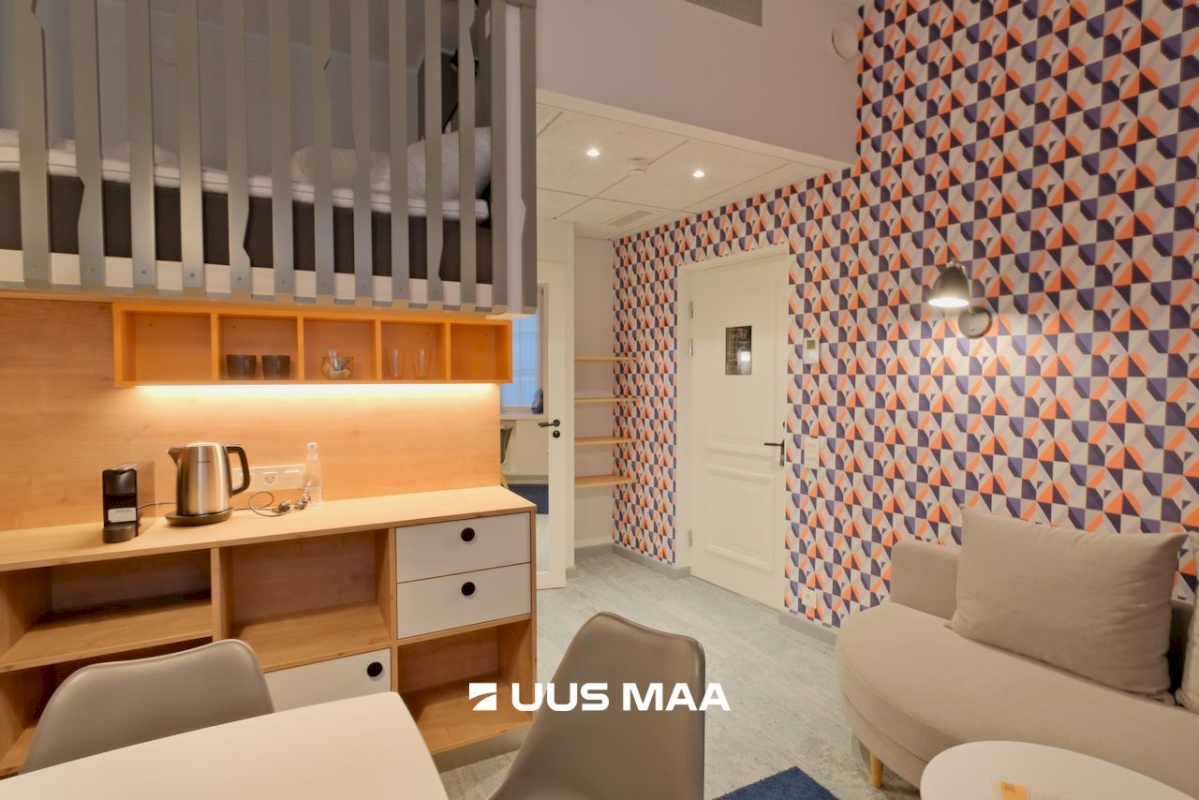 Tallinn, Kesklinna linnaosa, Südalinn, Pärnu mnt 17