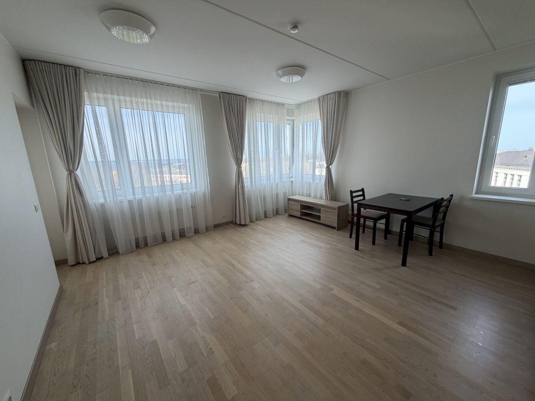 Tallinn, Põhja-Tallinna linnaosa, Madala 16