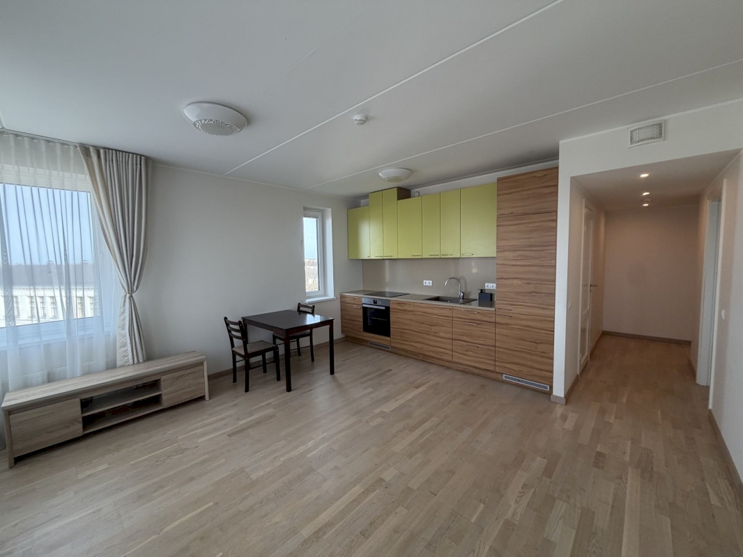 Tallinn, Põhja-Tallinna linnaosa, Madala 16