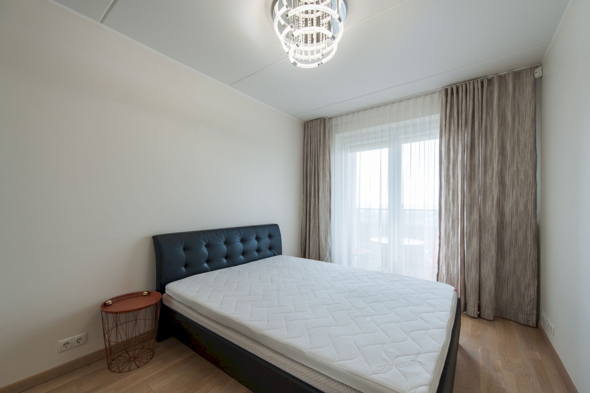 Tallinn, Põhja-Tallinna linnaosa, Madala 16