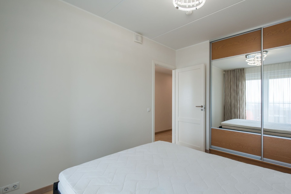 Tallinn, Põhja-Tallinna linnaosa, Madala 16